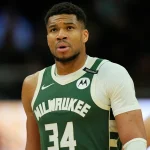 Giannis Antetokounmpo Selalu Hadirkan Pertunjukan Spektakuler