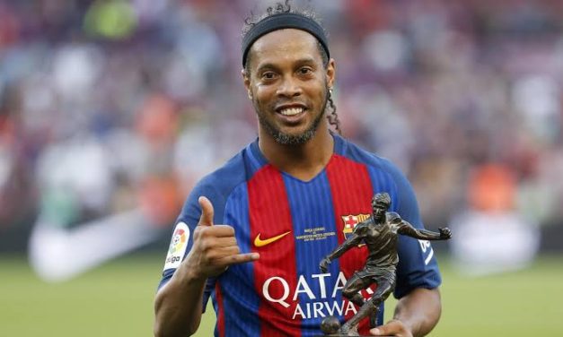 Legendaris Brasil Ronaldinho Pesepakbola Yang Hebat