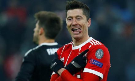 Pemain Profesional Polandia Robert Lewandowski Yang Handal