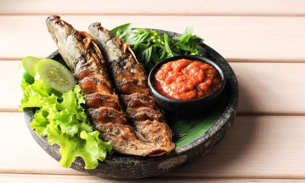 Pecel Lele, Hidangan Populer Dan Khas Di Daerah Jawa