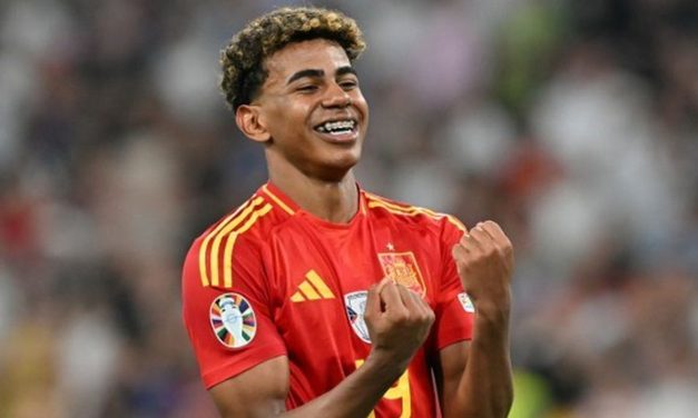 Lamine Yamal Pemain Muda Baru Sepak Bola Yang Menjanjikan