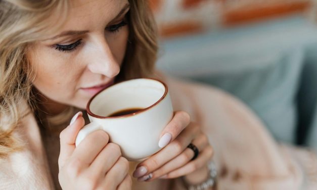 Rutin Minum Kopi, Menyehatkan atau Membebani Liver