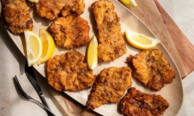 Wiener Schnitzel Hidangan Khas Yang Populer Di Austria