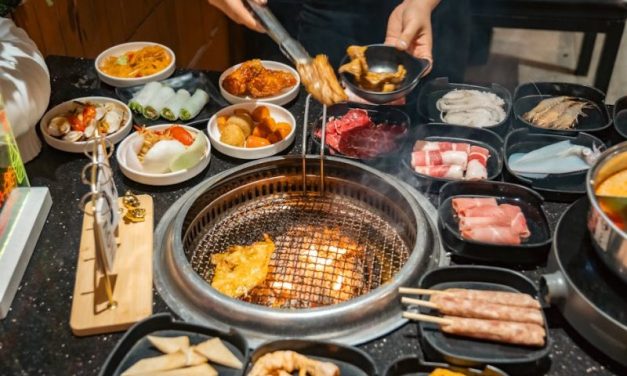 Eksplorasi Rasa Kuliner, Street Food Terpopuler